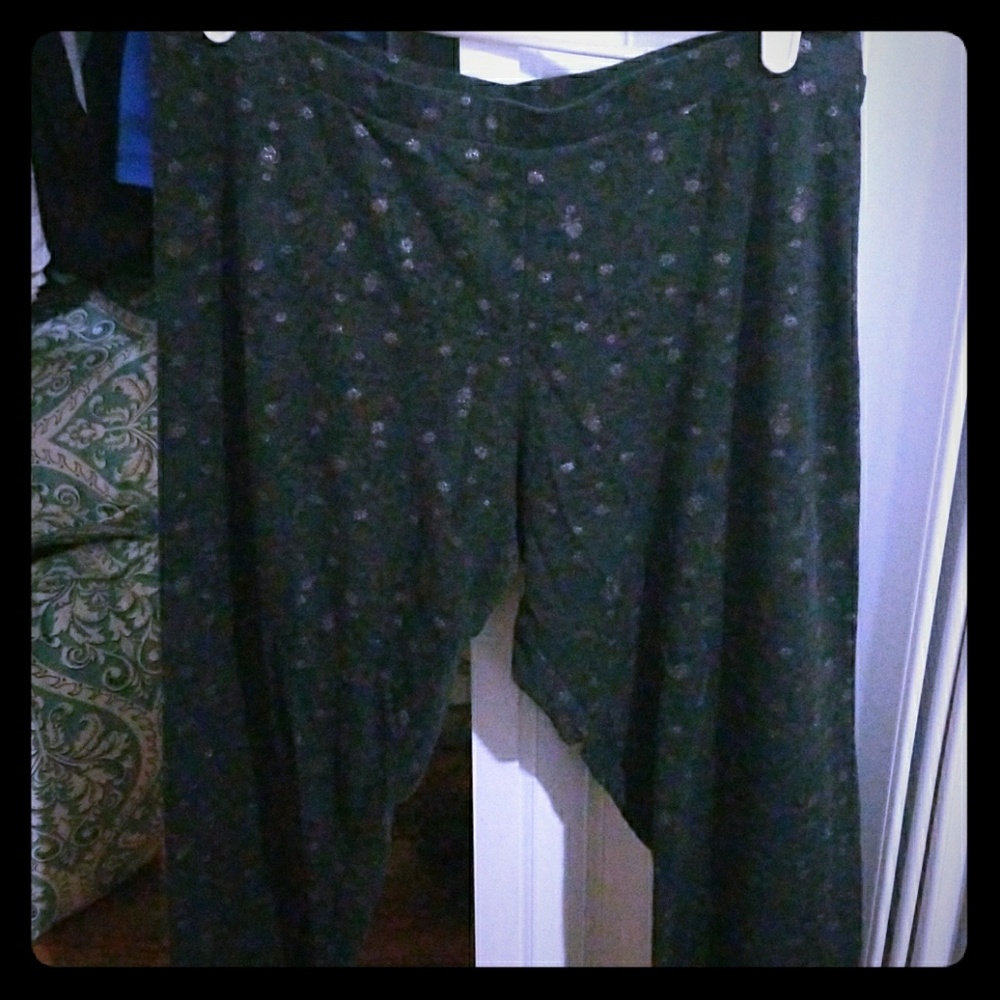 Patterned leggings